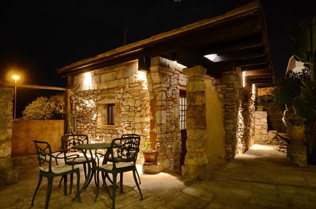 Felline In Bed&Breakfast Exterior foto