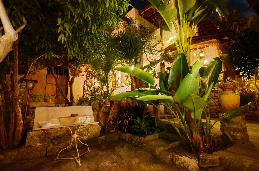Felline In Bed&Breakfast Exterior foto