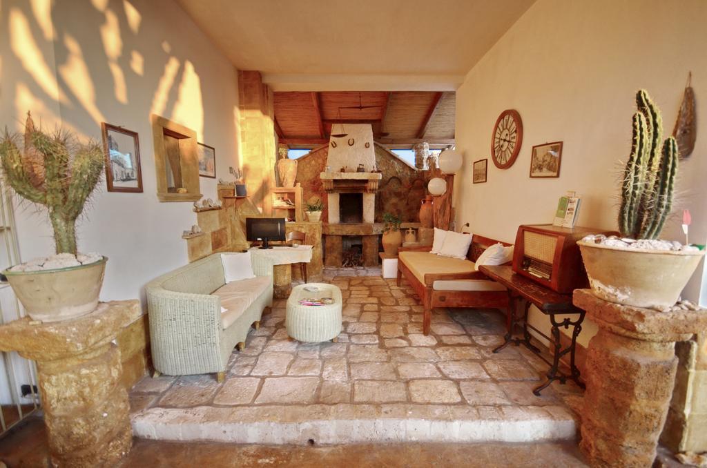 Felline In Bed&Breakfast Exterior foto